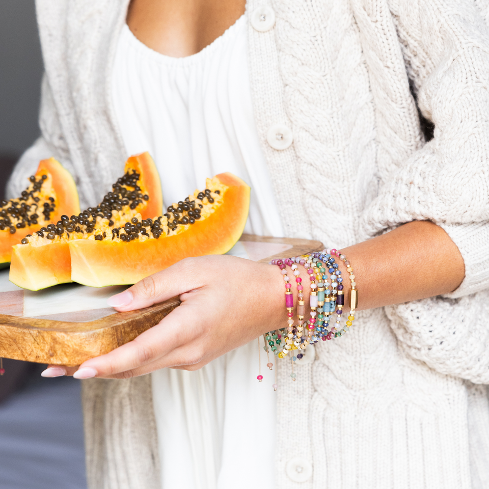 Chakra Glow Bracelet - Joy/Heart/Gold