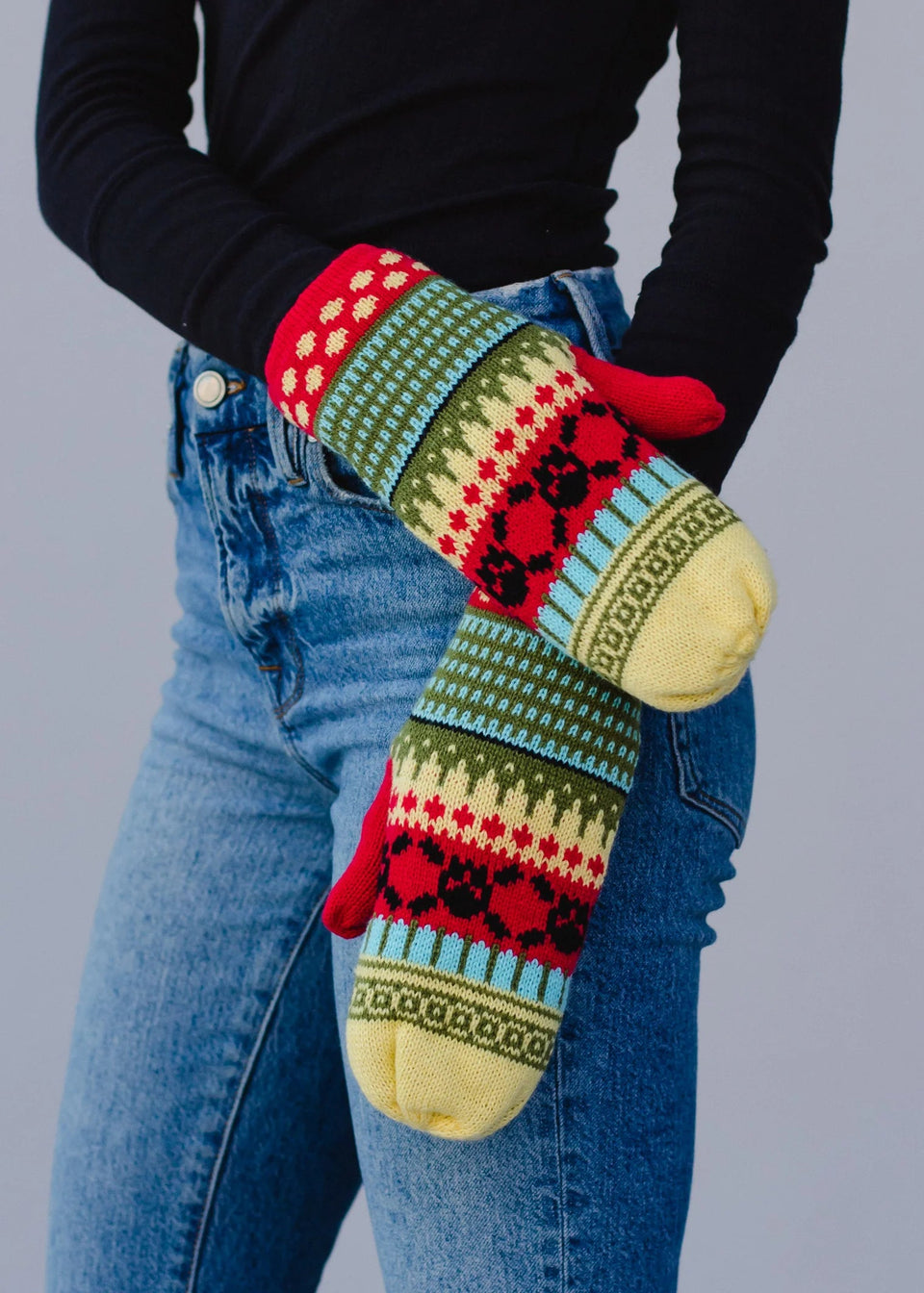 Mayson Skull Pattern Mittens | petite shops