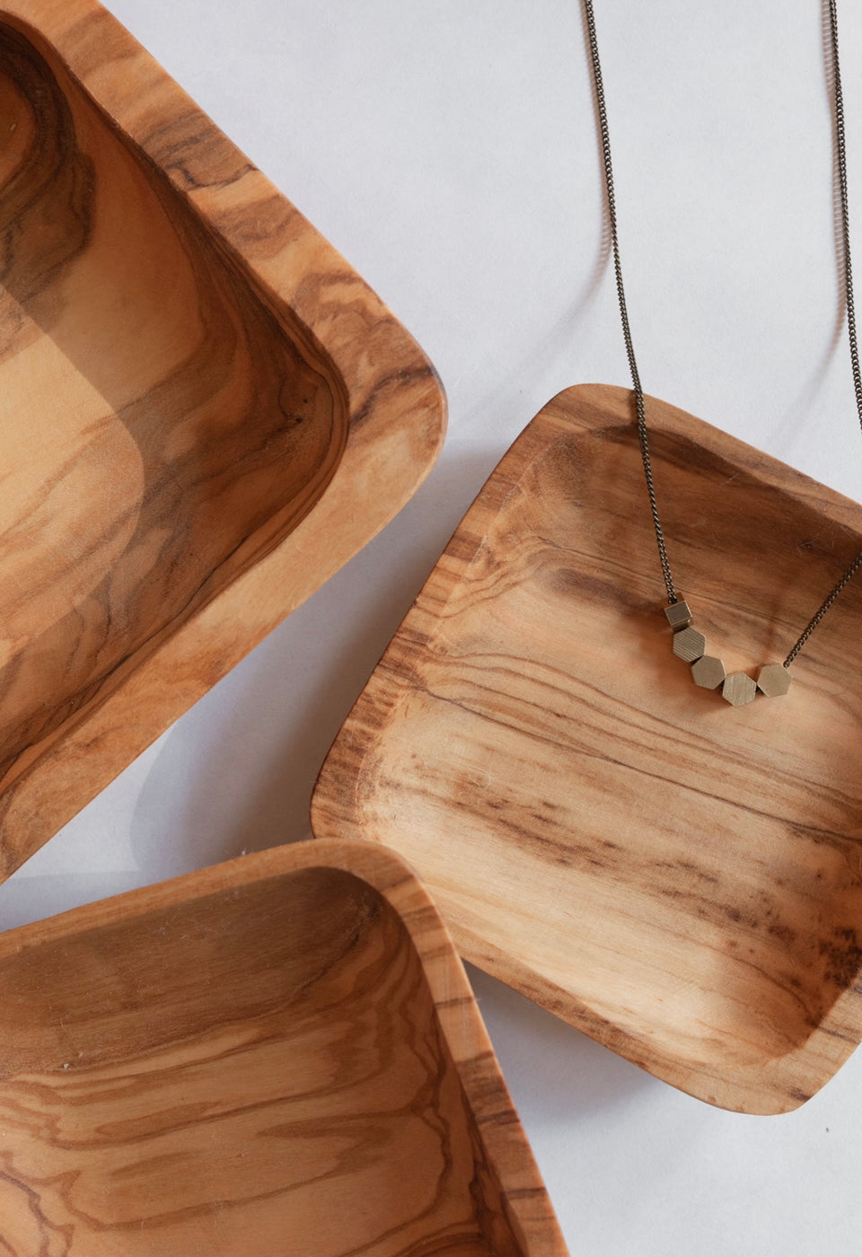 Natural OliveWood - Three Piece Set of Dishes