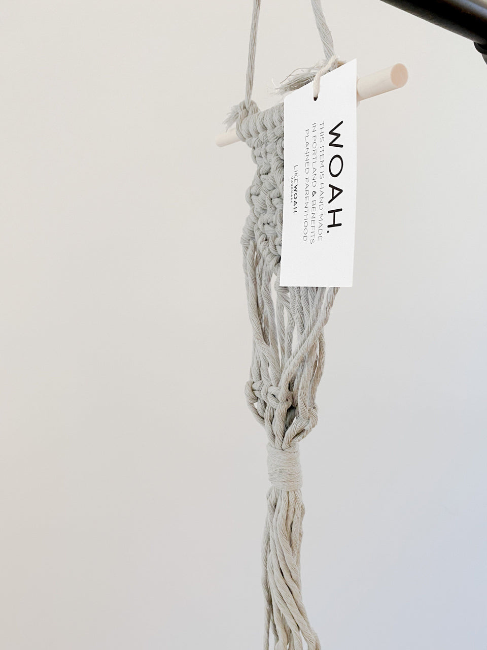 Macrame Air Plant Holder- Light Grey